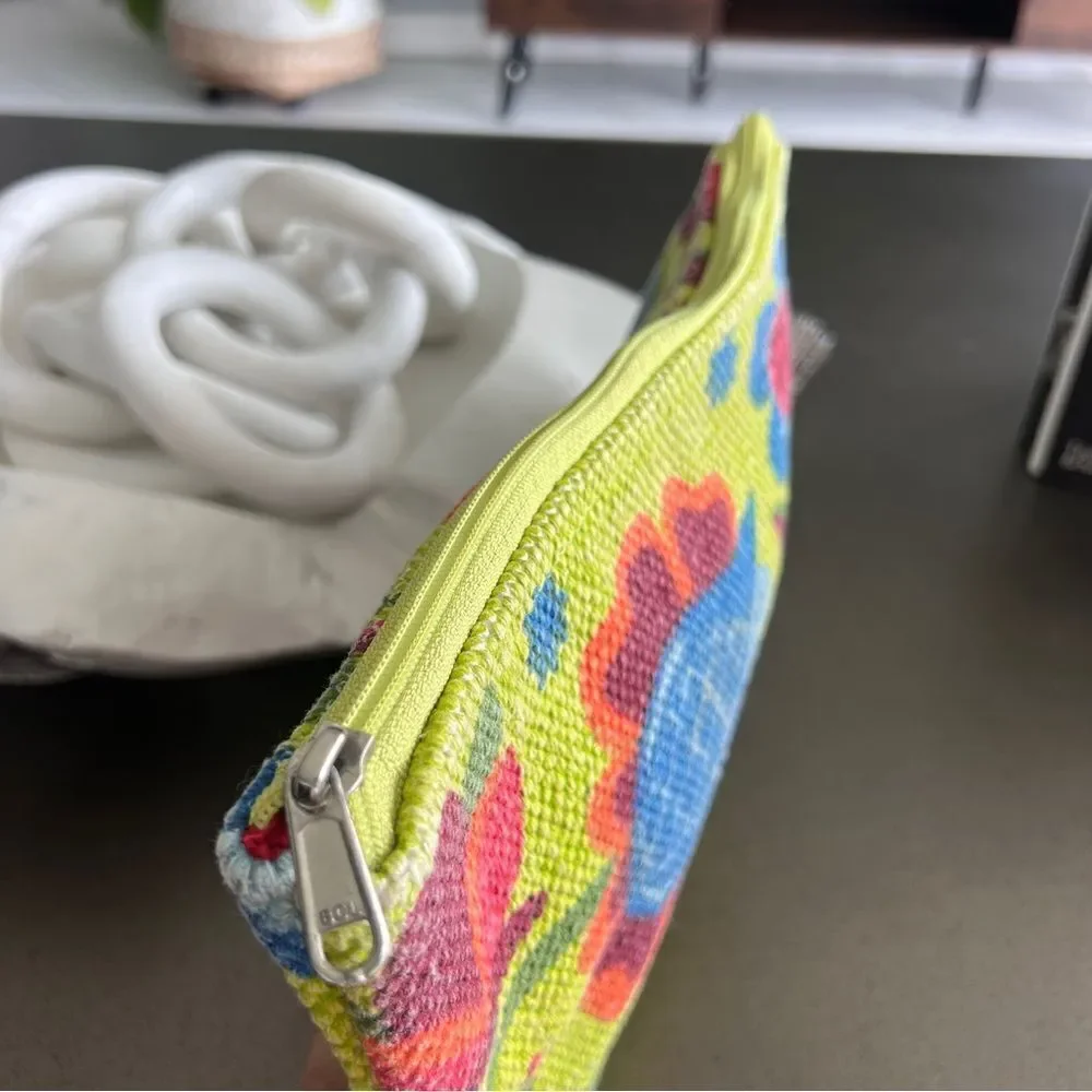 Multicolor Floral Embroidered Zipper Pouch
